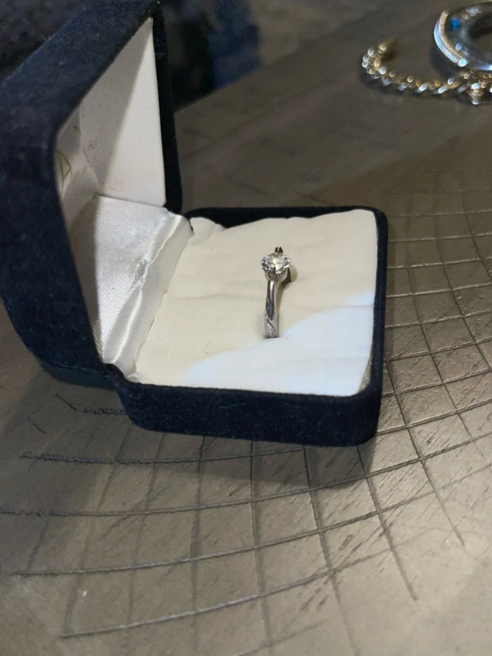 1 ring - Picture 2 of 2
